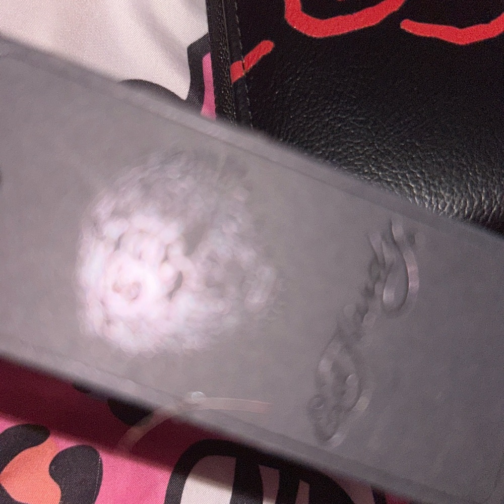 Ed Hardy Black and Red Skull Design Wallet - Picture 2 of 5